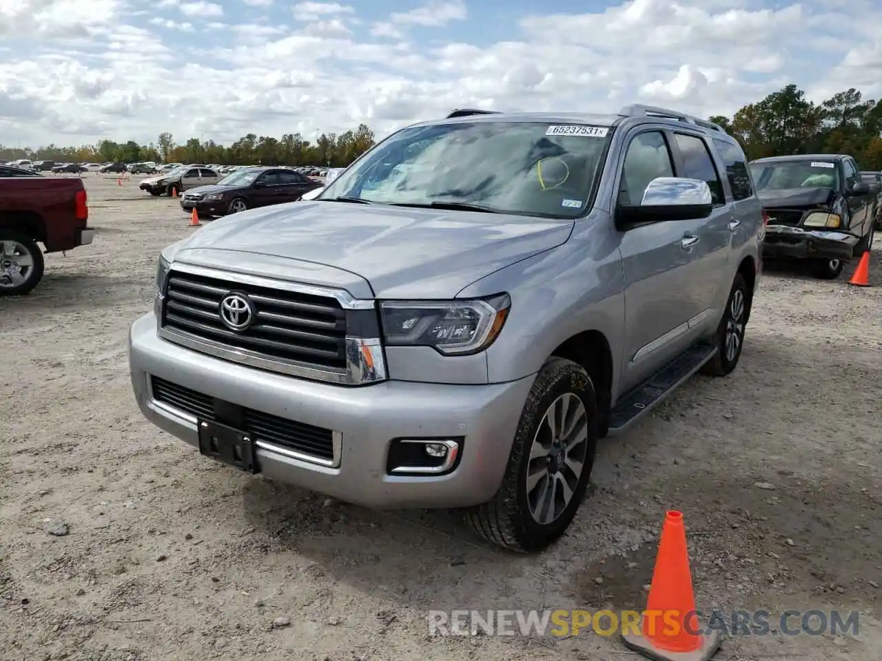 2 Фотография поврежденного автомобиля 5TDJY5G13KS171091 TOYOTA SEQUOIA 2019