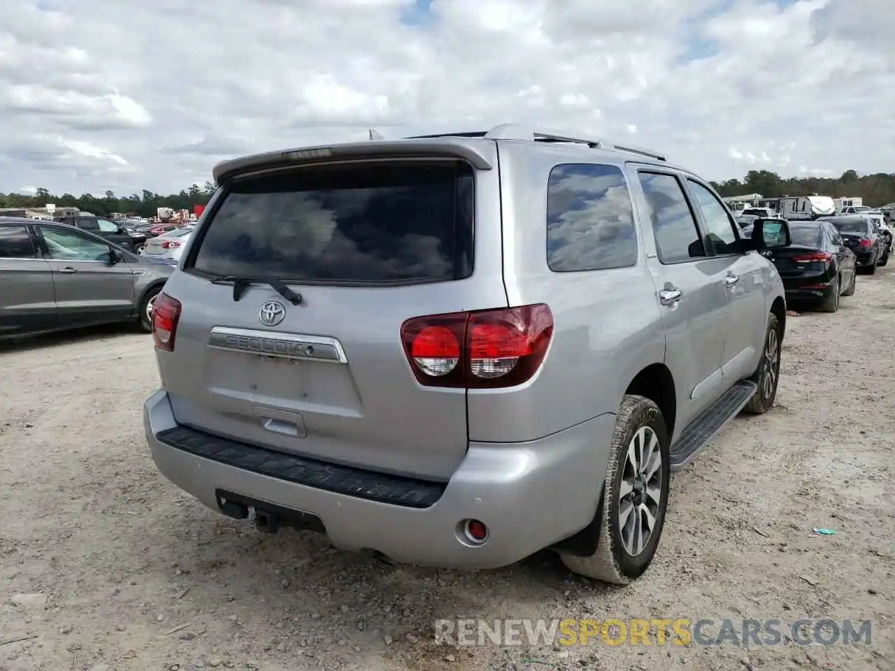 4 Photograph of a damaged car 5TDJY5G13KS171091 TOYOTA SEQUOIA 2019