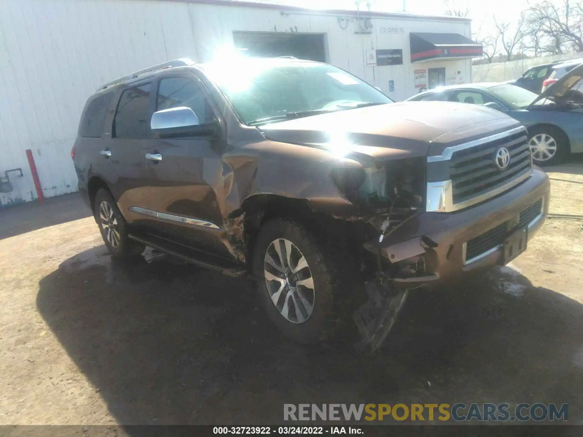 1 Photograph of a damaged car 5TDJY5G1XKS171444 TOYOTA SEQUOIA 2019