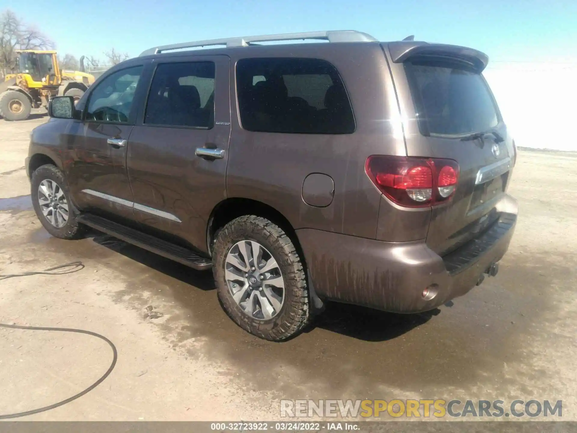 3 Photograph of a damaged car 5TDJY5G1XKS171444 TOYOTA SEQUOIA 2019