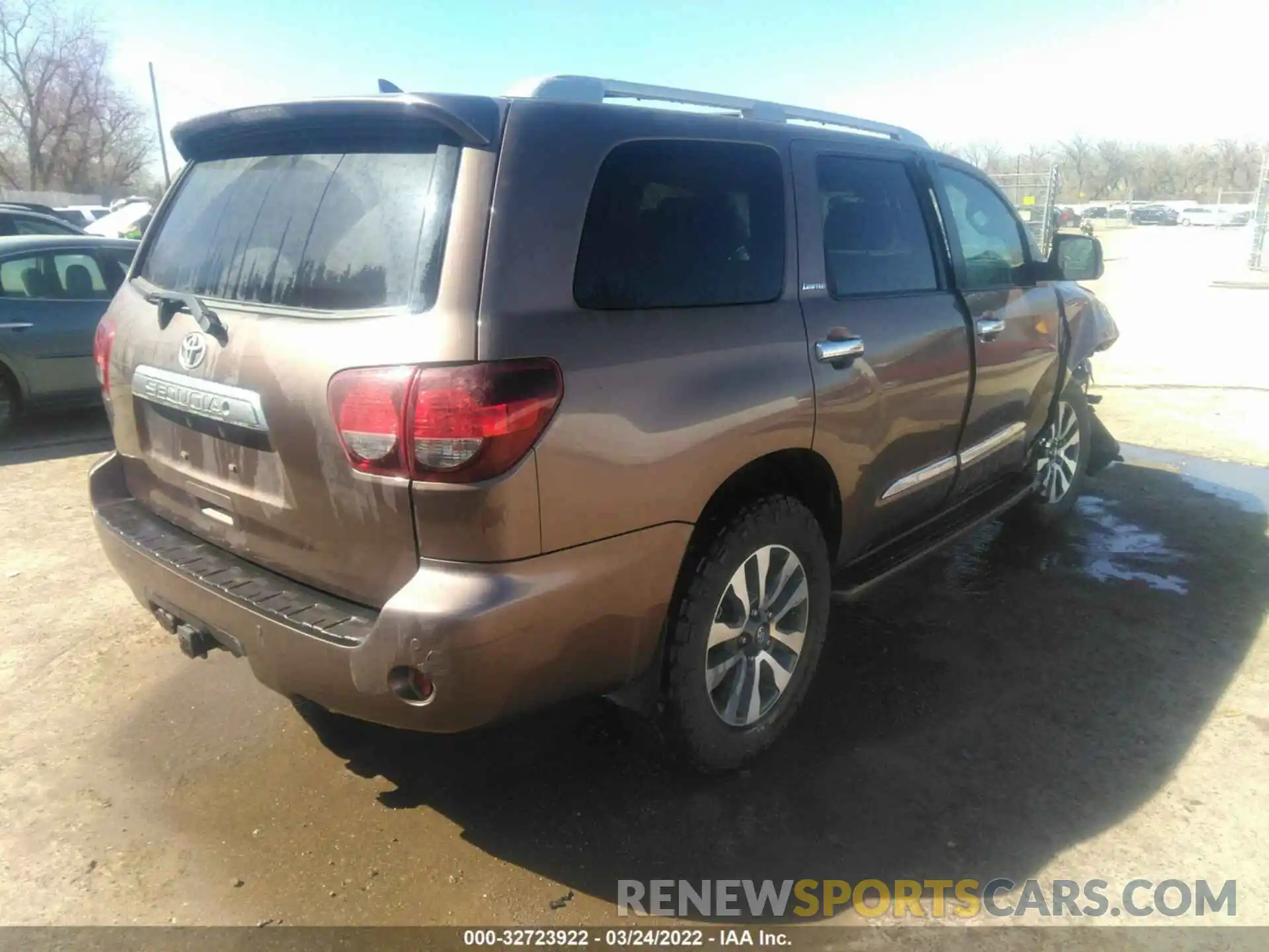 4 Photograph of a damaged car 5TDJY5G1XKS171444 TOYOTA SEQUOIA 2019