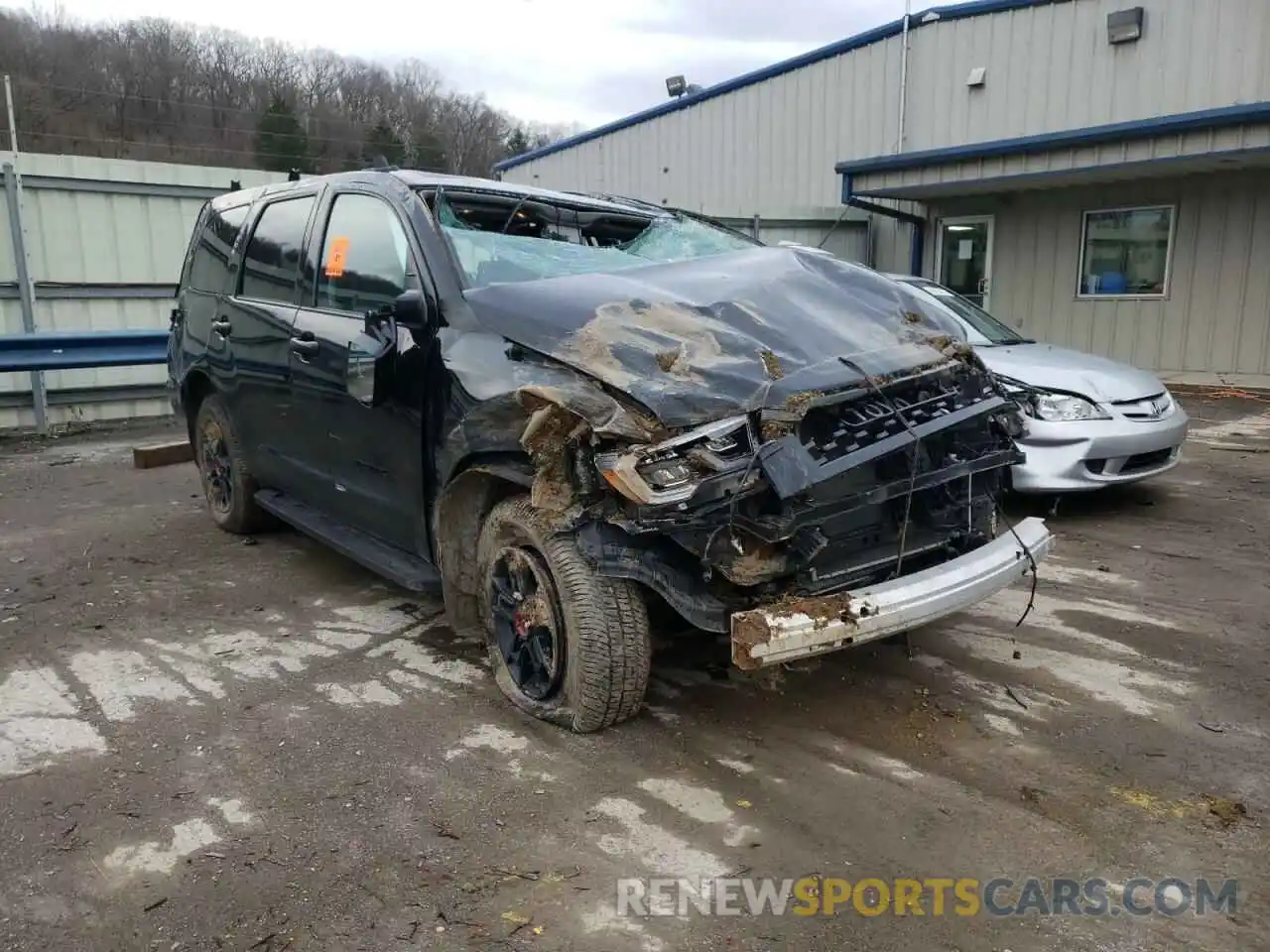 1 Photograph of a damaged car 5TDBY5G13LS176300 TOYOTA SEQUOIA 2020