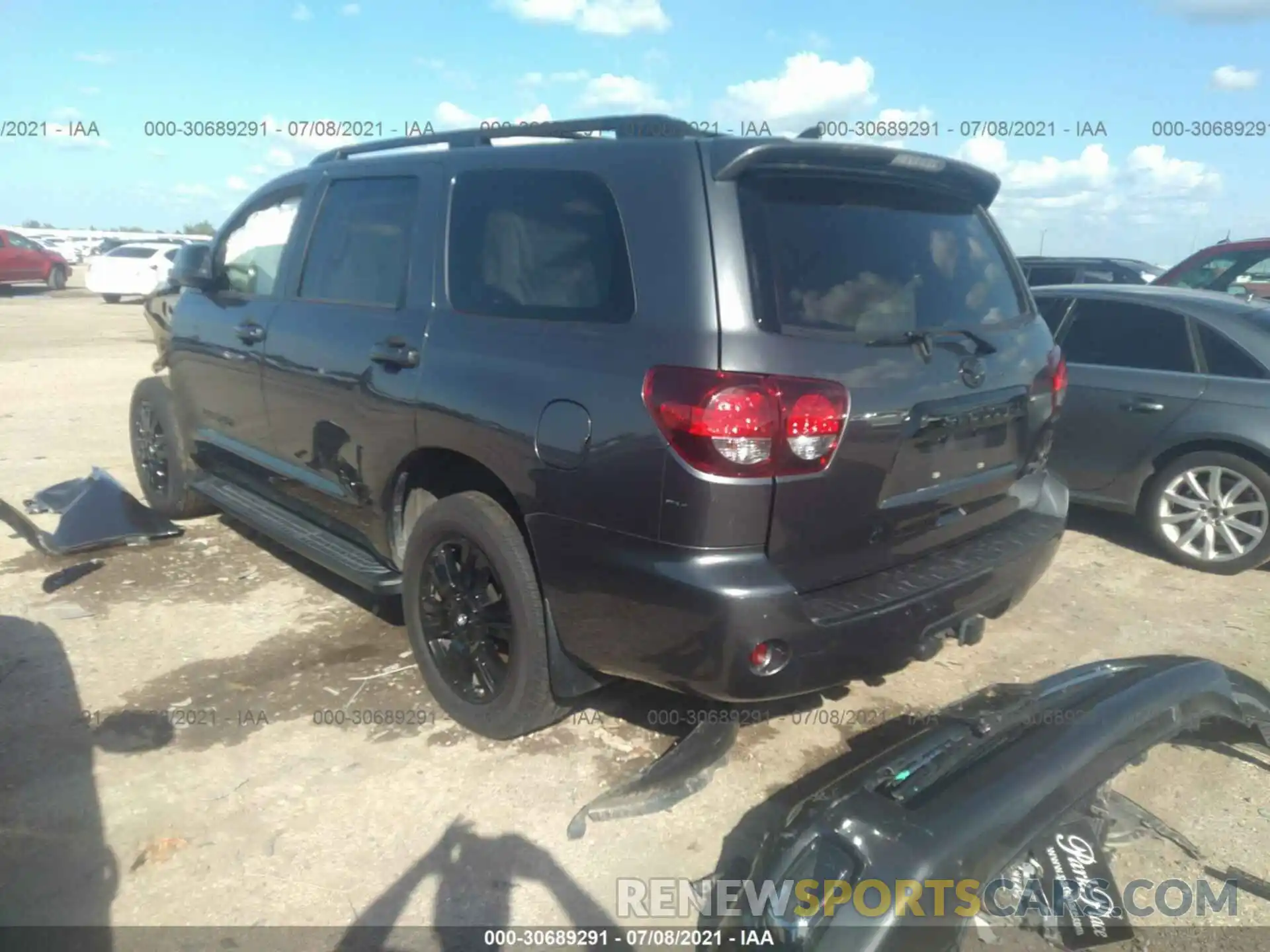 3 Photograph of a damaged car 5TDBY5G18LS179502 TOYOTA SEQUOIA 2020