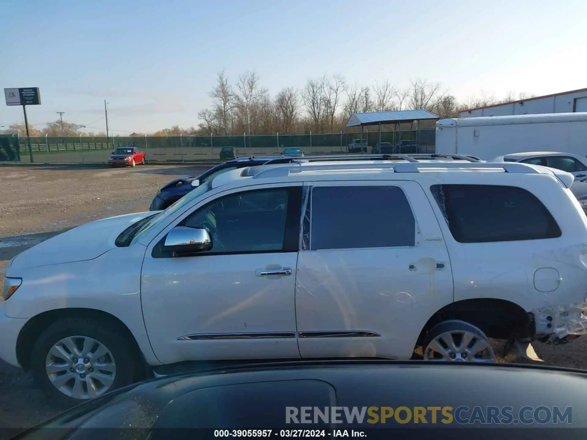 14 Photograph of a damaged car 5TDDY5G15LS180972 TOYOTA SEQUOIA 2020