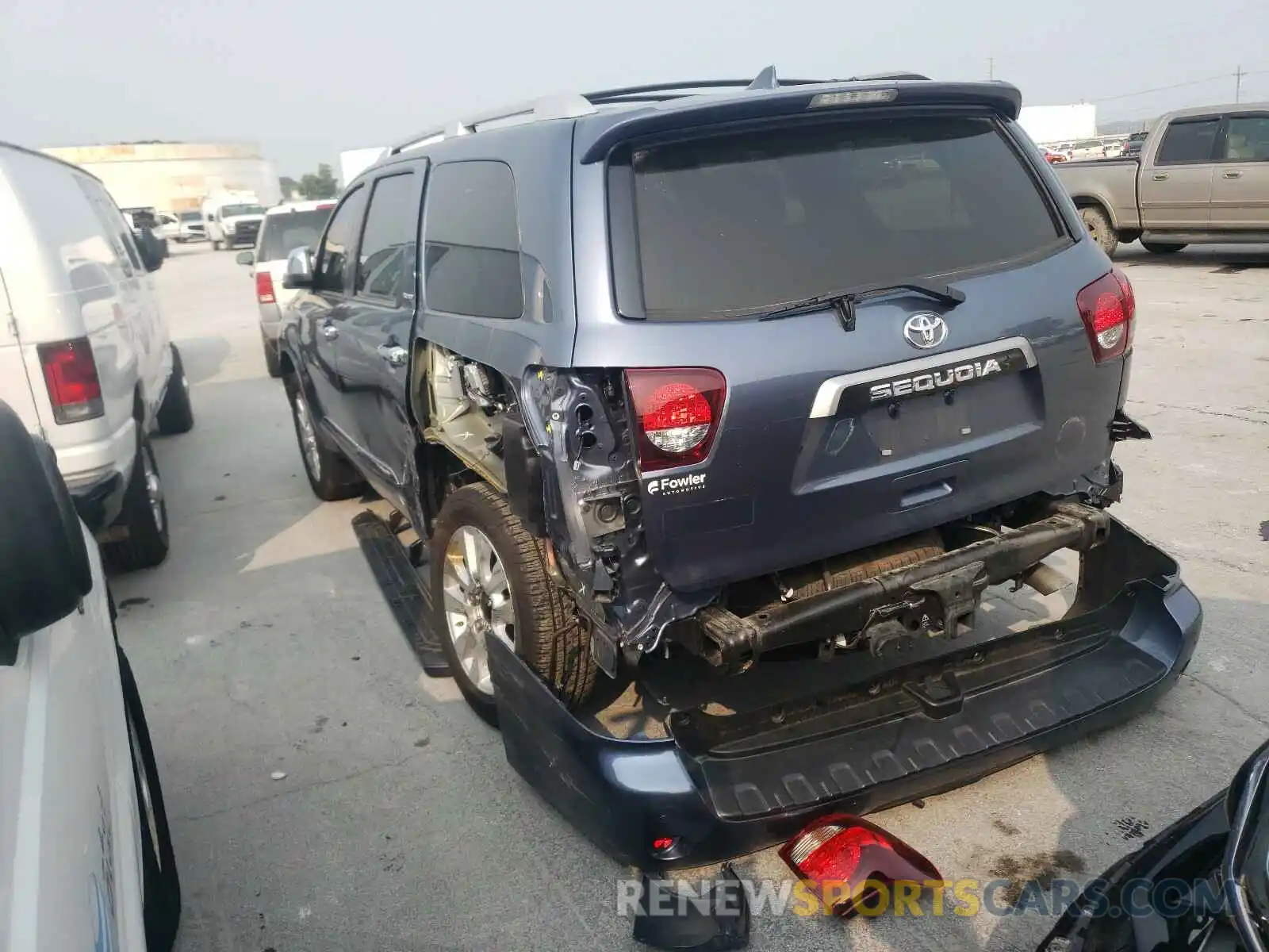 3 Photograph of a damaged car 5TDDY5G18LS178150 TOYOTA SEQUOIA 2020