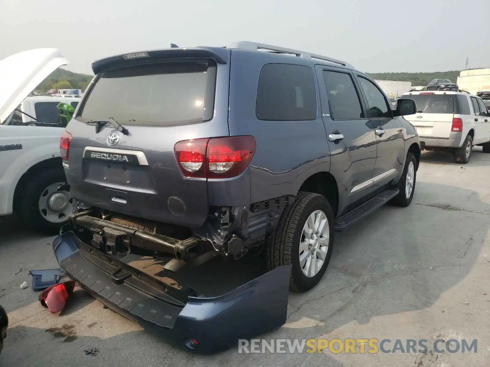 4 Photograph of a damaged car 5TDDY5G18LS178150 TOYOTA SEQUOIA 2020