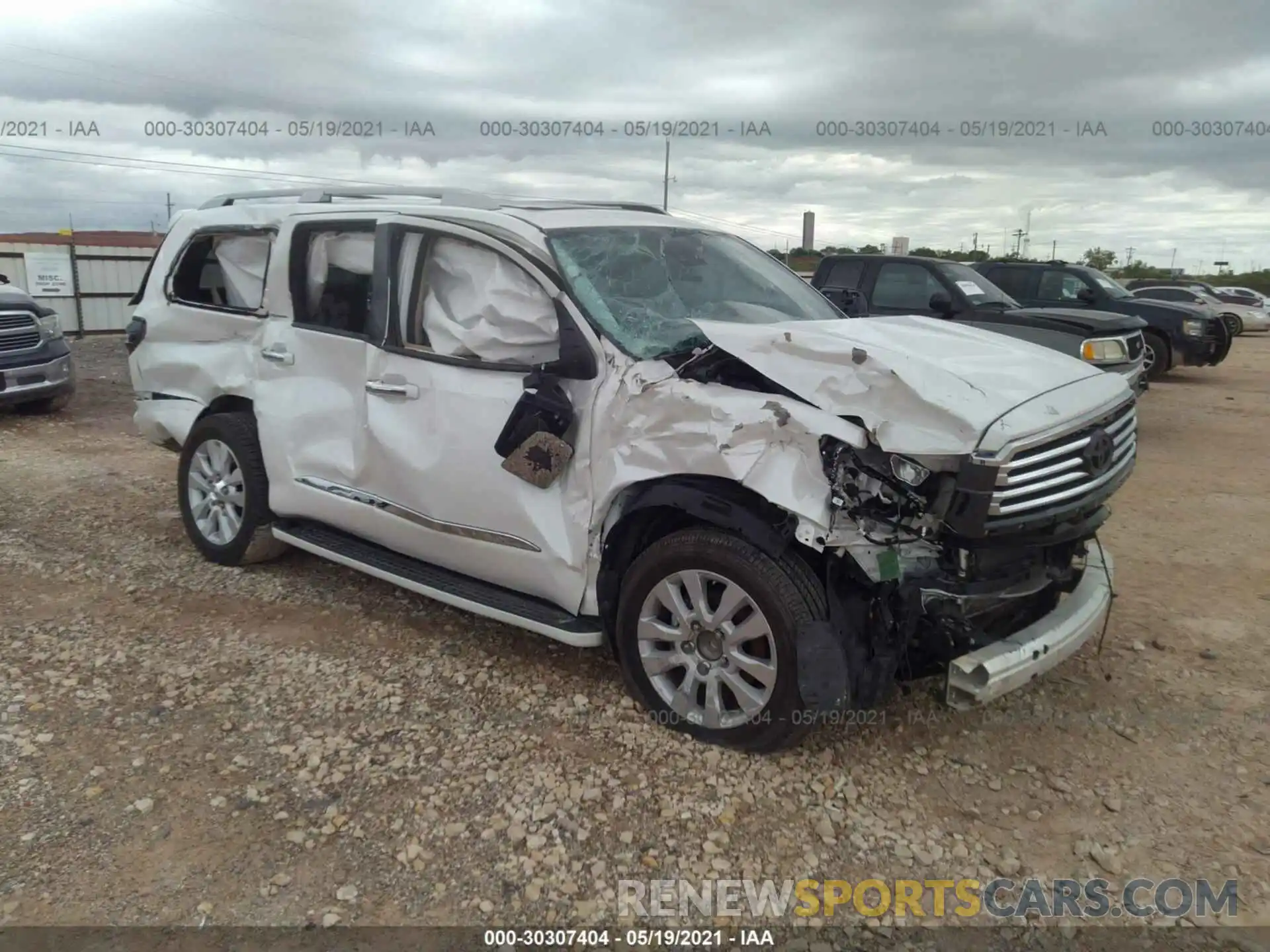 1 Photograph of a damaged car 5TDYY5G14LS074823 TOYOTA SEQUOIA 2020
