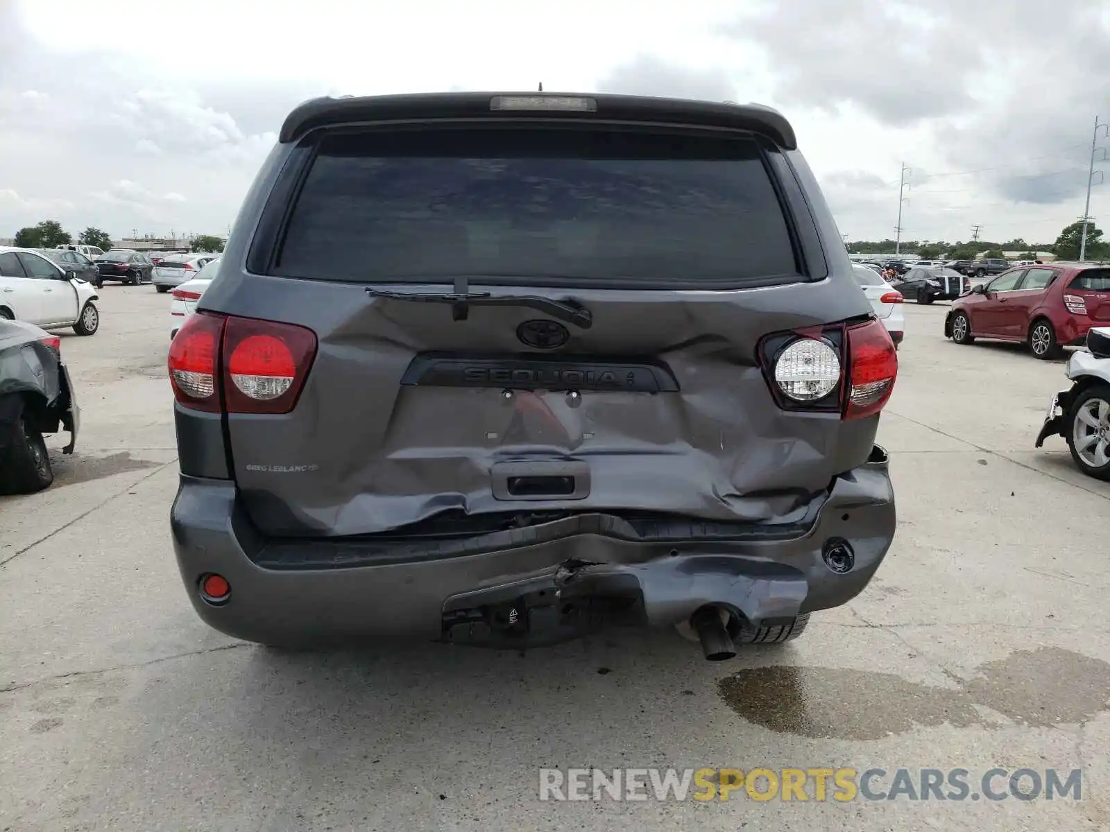 9 Photograph of a damaged car 5TDCY5A14MS076012 TOYOTA SEQUOIA 2021