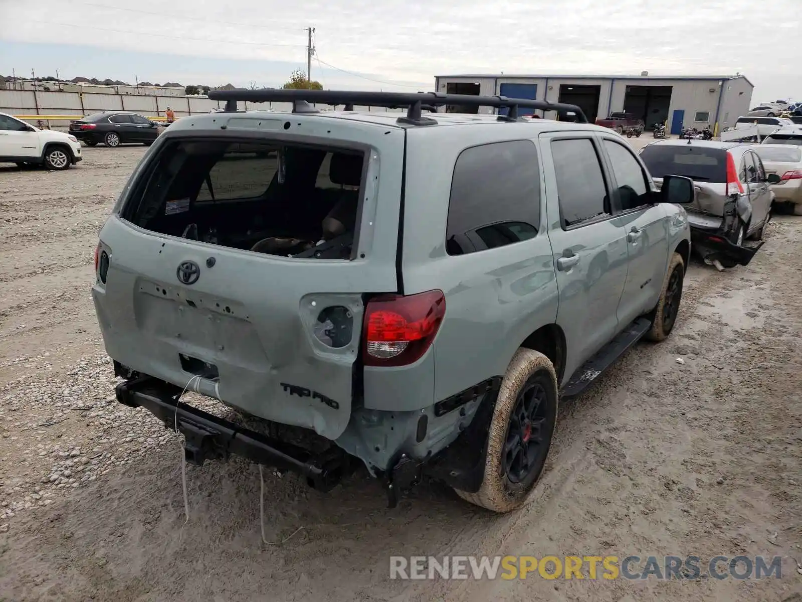 4 Photograph of a damaged car 5TDEY5B13MS187030 TOYOTA SEQUOIA 2021