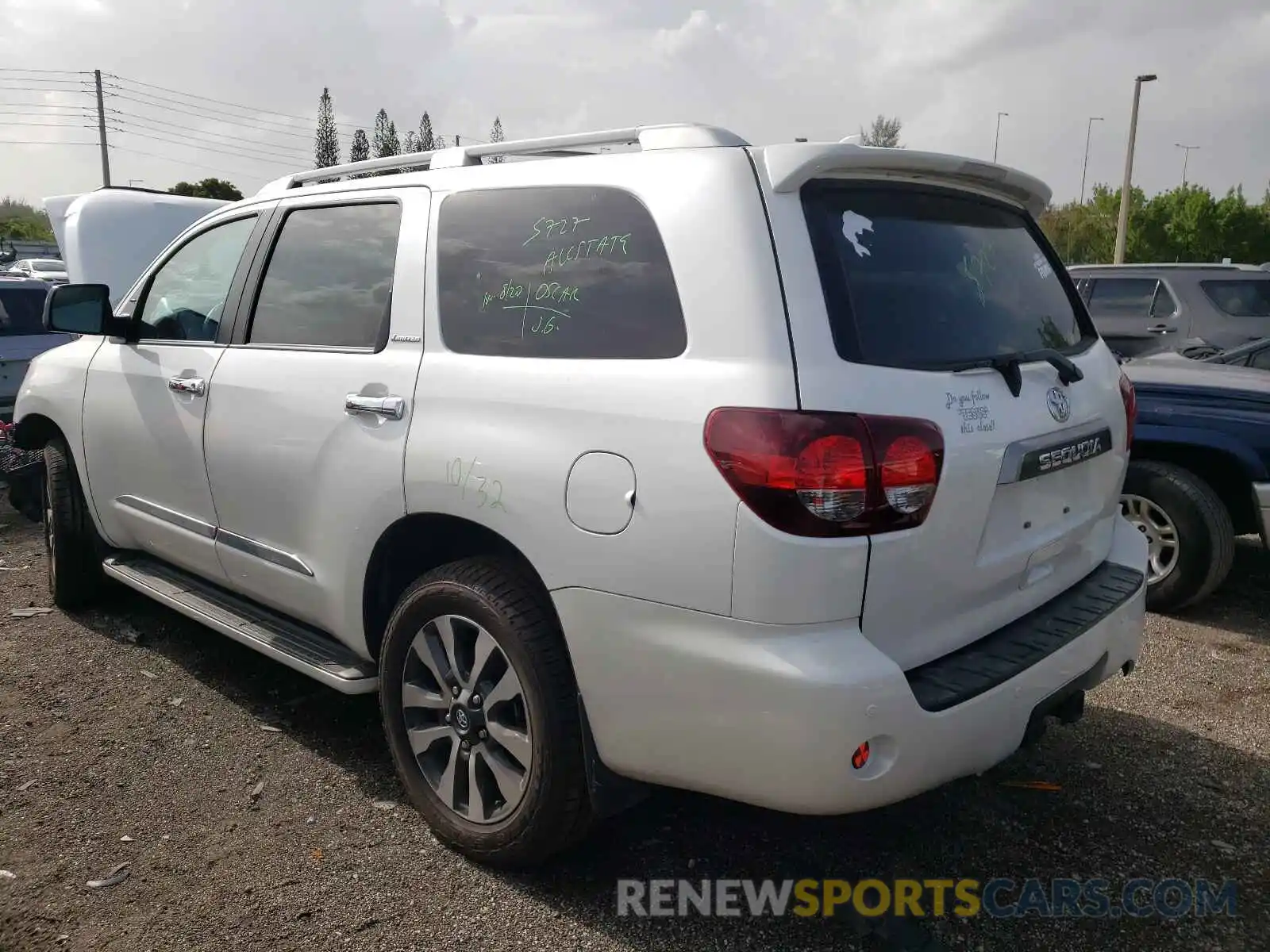 3 Photograph of a damaged car 5TDFY5A13MS076063 TOYOTA SEQUOIA 2021