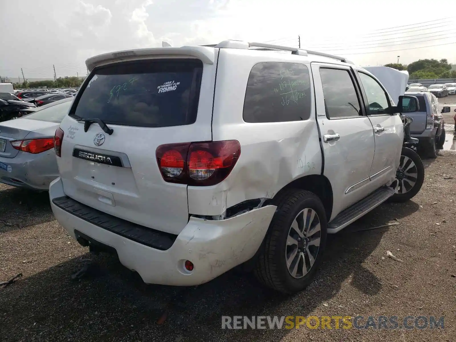 4 Photograph of a damaged car 5TDFY5A13MS076063 TOYOTA SEQUOIA 2021