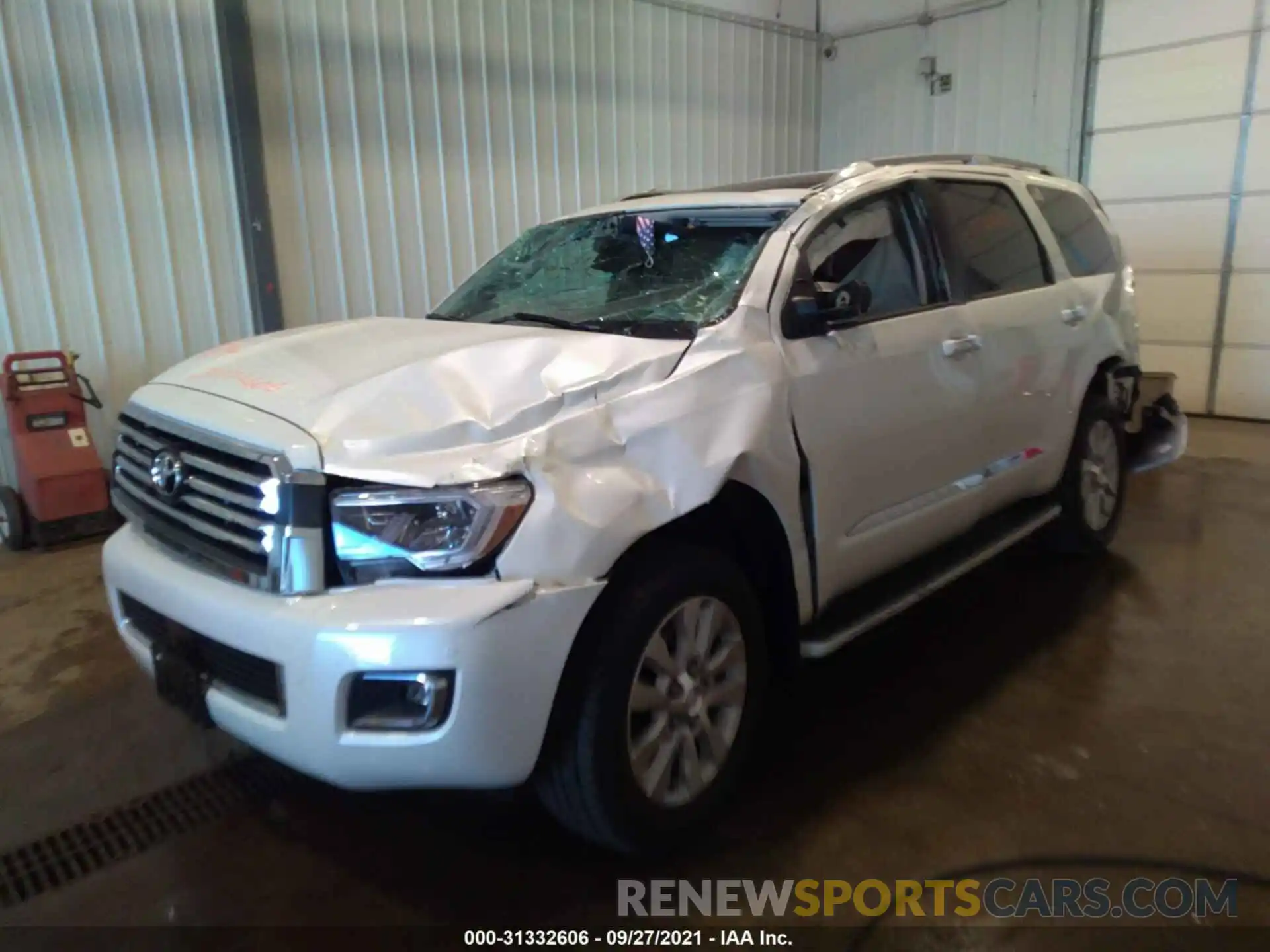 2 Photograph of a damaged car 5TDGY5B17MS184978 TOYOTA SEQUOIA 2021