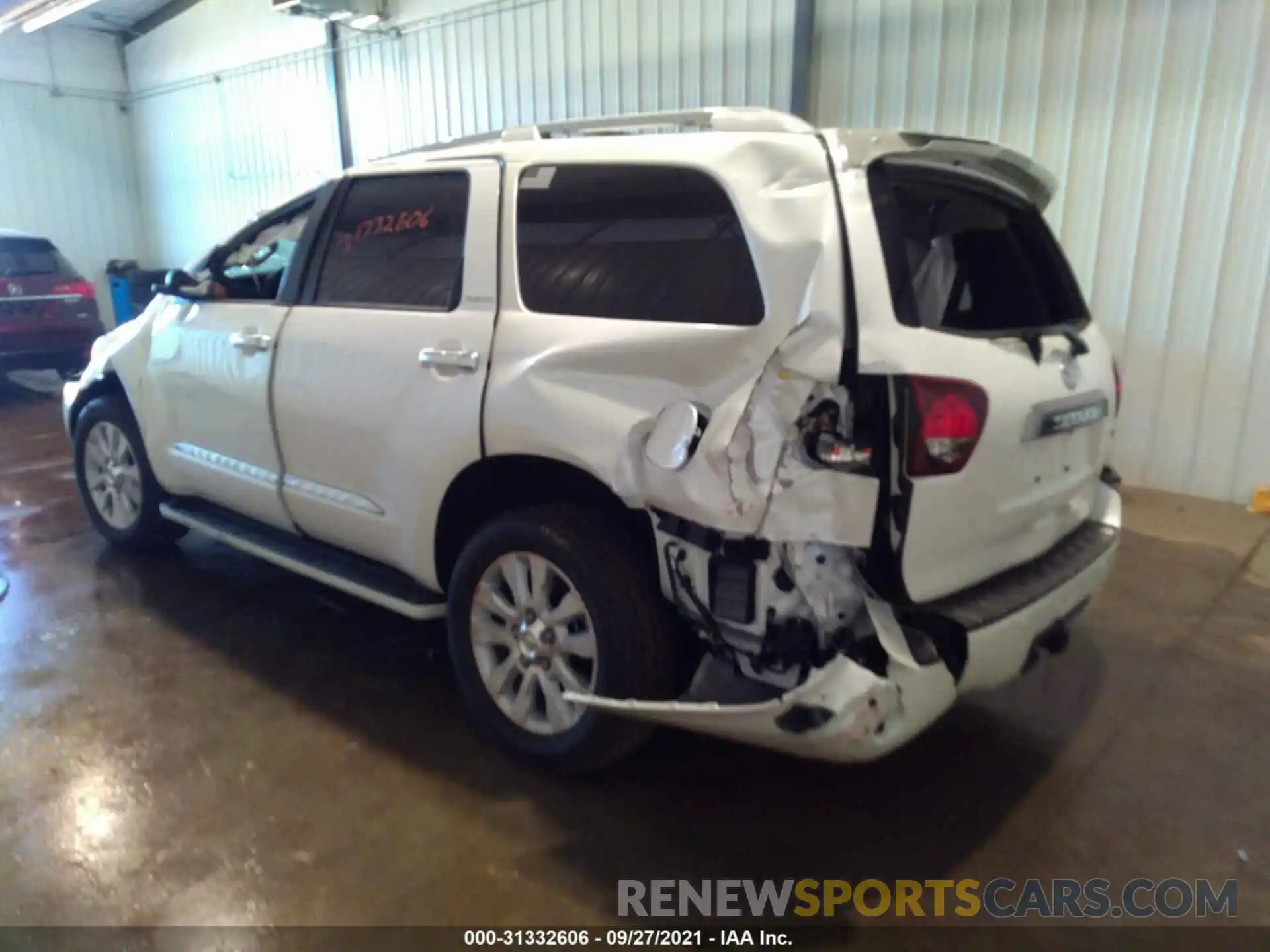 3 Photograph of a damaged car 5TDGY5B17MS184978 TOYOTA SEQUOIA 2021