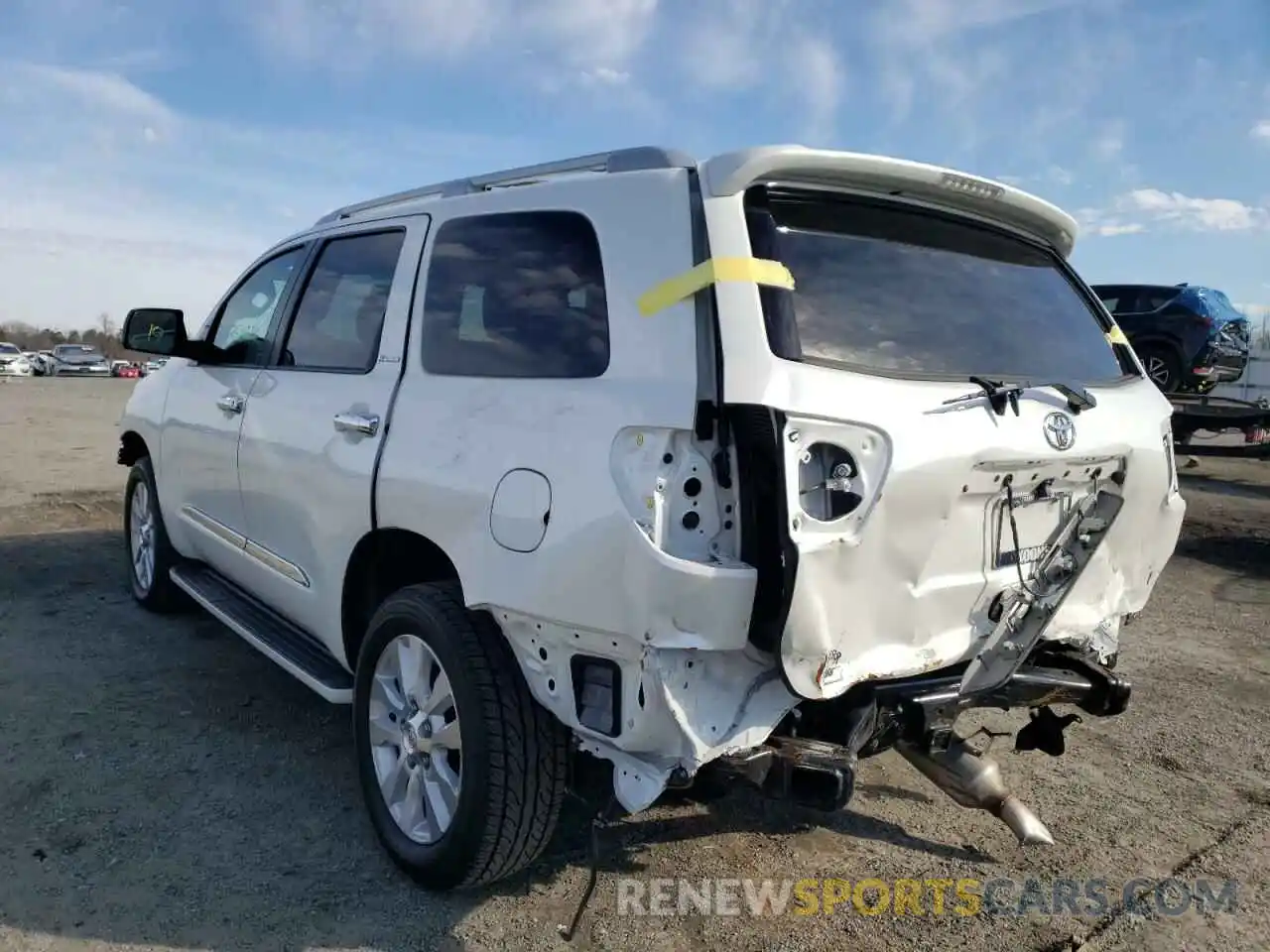 3 Photograph of a damaged car 5TDGY5B19MS182827 TOYOTA SEQUOIA 2021