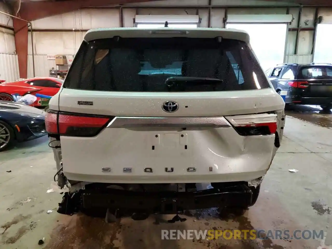 6 Photograph of a damaged car 7SVAAABA1PX013599 TOYOTA SEQUOIA 2023