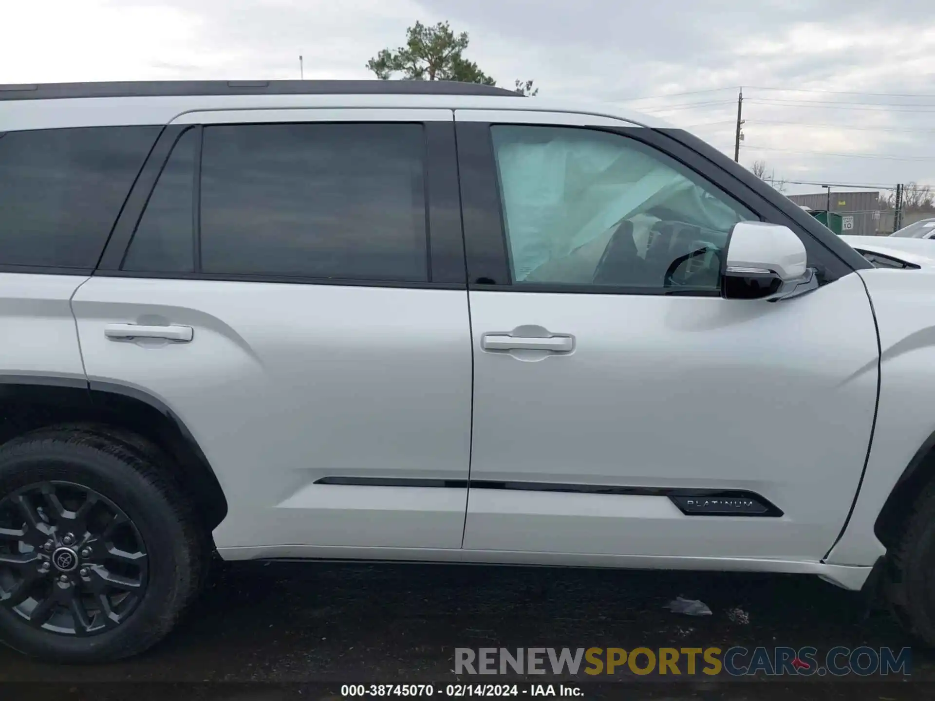 12 Photograph of a damaged car 7SVAAABA3PX006783 TOYOTA SEQUOIA 2023