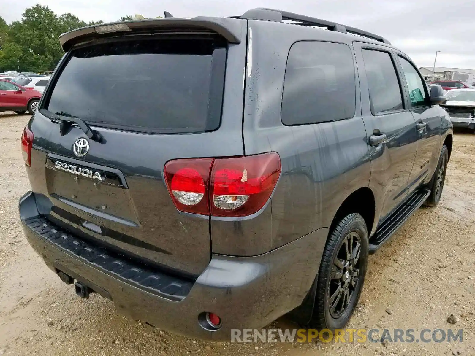 4 Photograph of a damaged car 5TDBY5G16KS170070 TOYOTA SEQUOIA SR 2019