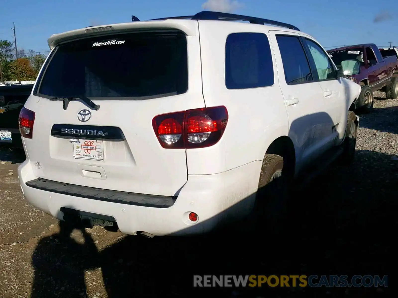 4 Photograph of a damaged car 5TDBY5G1XKS170508 TOYOTA SEQUOIA SR 2019