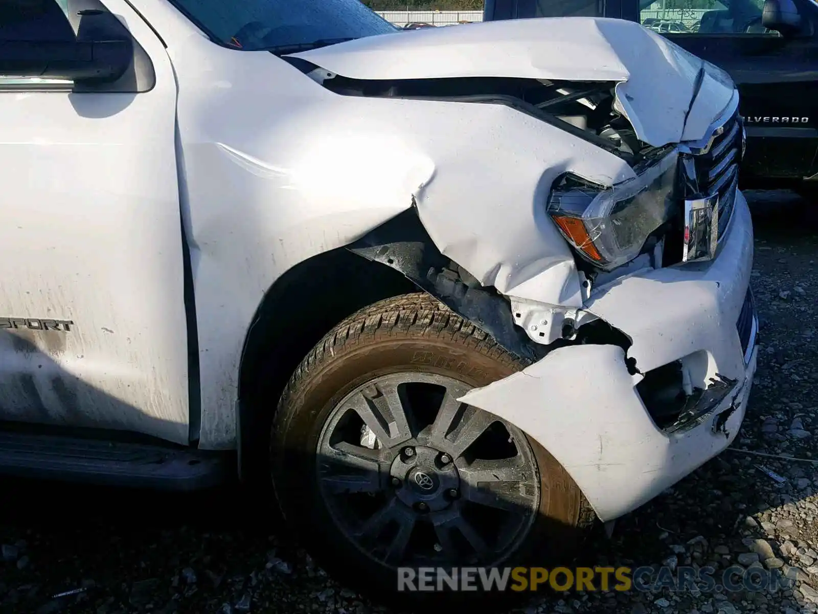 9 Photograph of a damaged car 5TDBY5G1XKS170508 TOYOTA SEQUOIA SR 2019