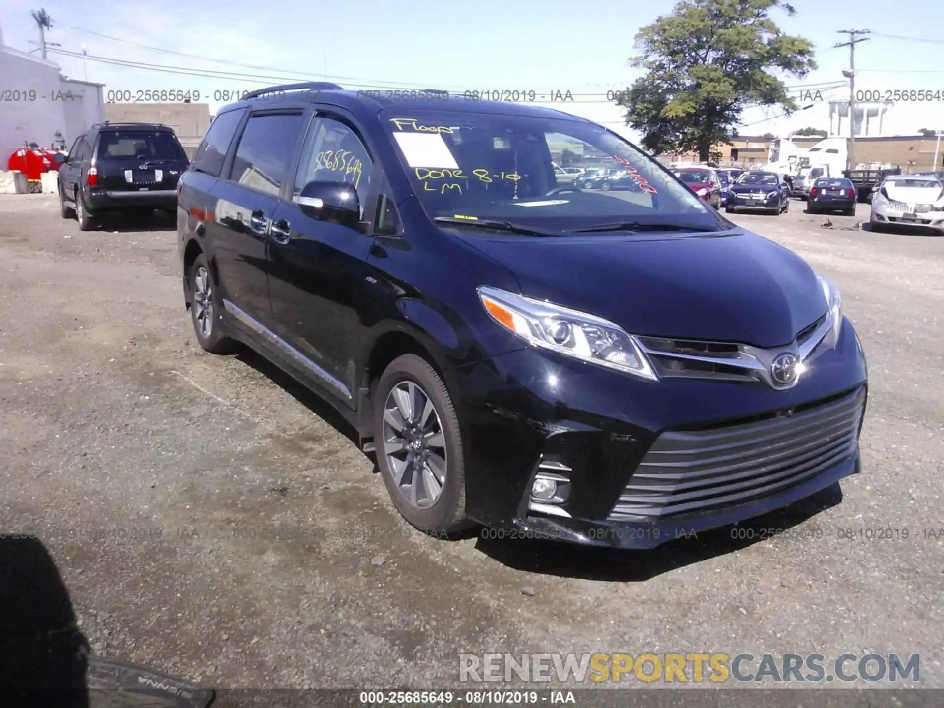 6 Photograph of a damaged car 5TDDZ3DC0KS218873 TOYOTA SIENNA 2019