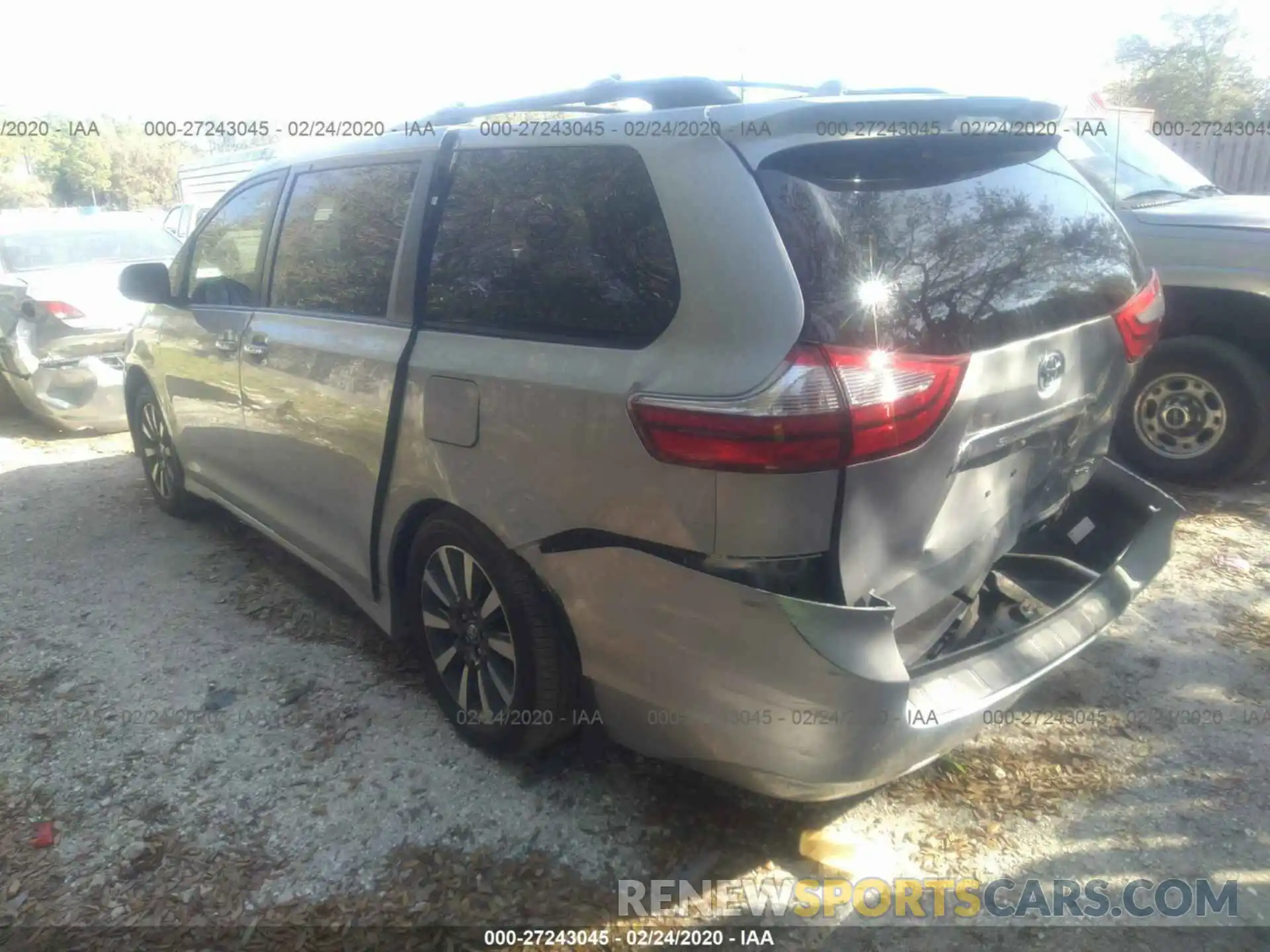 3 Фотография поврежденного автомобиля 5TDDZ3DC0KS220087 TOYOTA SIENNA 2019