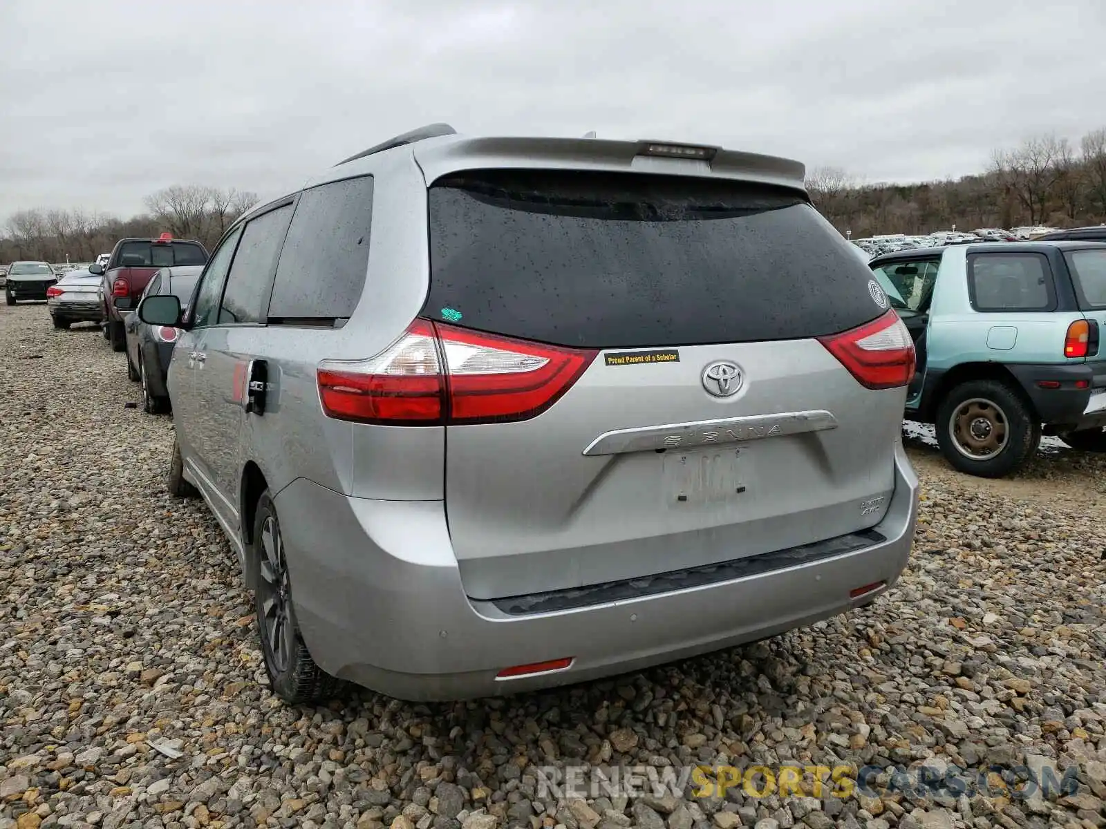 3 Фотография поврежденного автомобиля 5TDDZ3DC0KS220249 TOYOTA SIENNA 2019