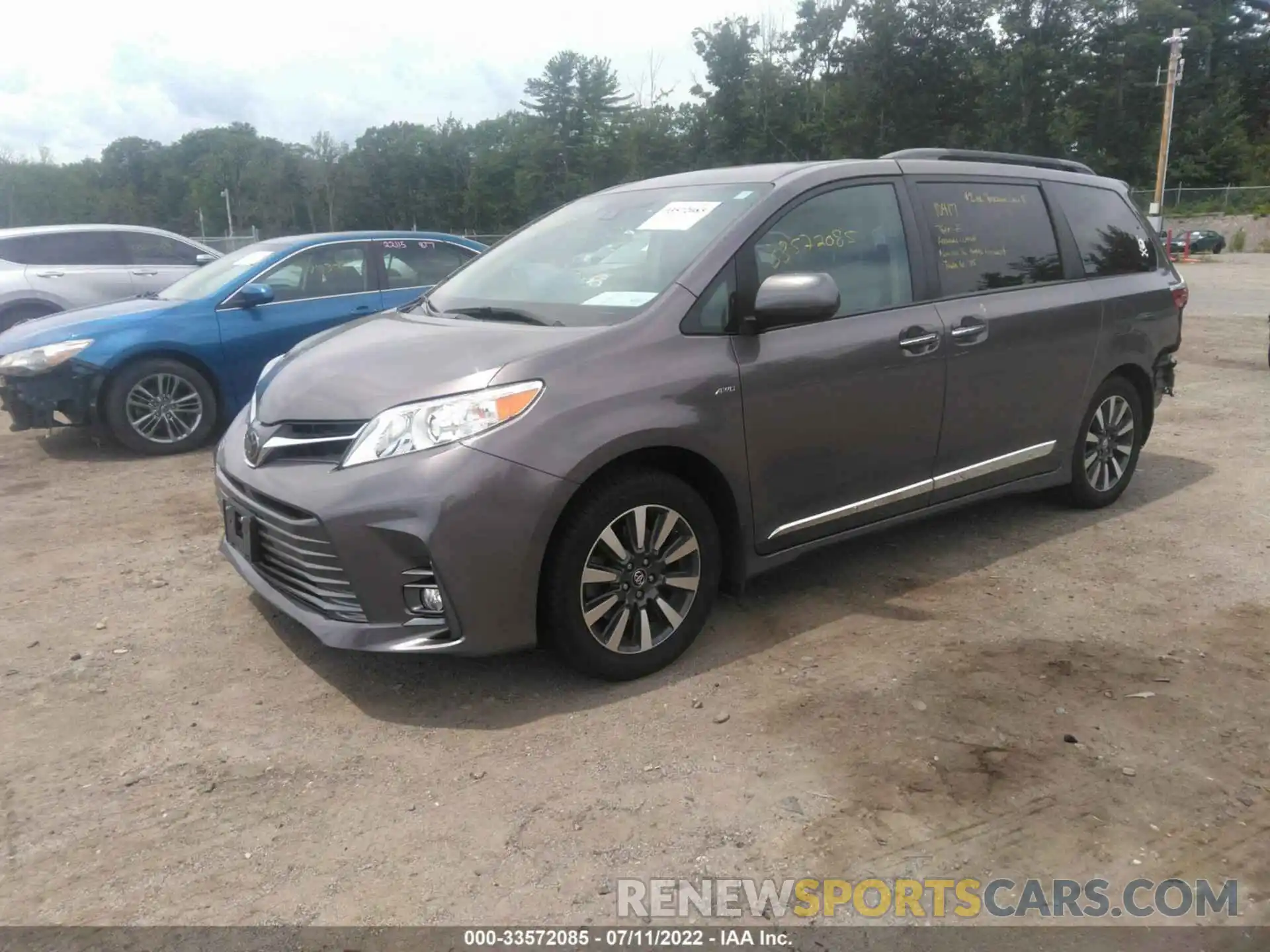 2 Фотография поврежденного автомобиля 5TDDZ3DC0KS222664 TOYOTA SIENNA 2019