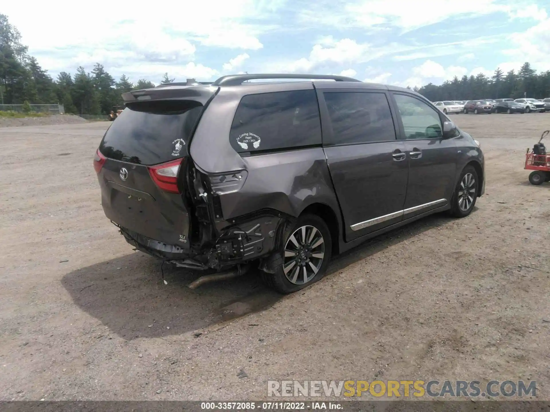 4 Фотография поврежденного автомобиля 5TDDZ3DC0KS222664 TOYOTA SIENNA 2019