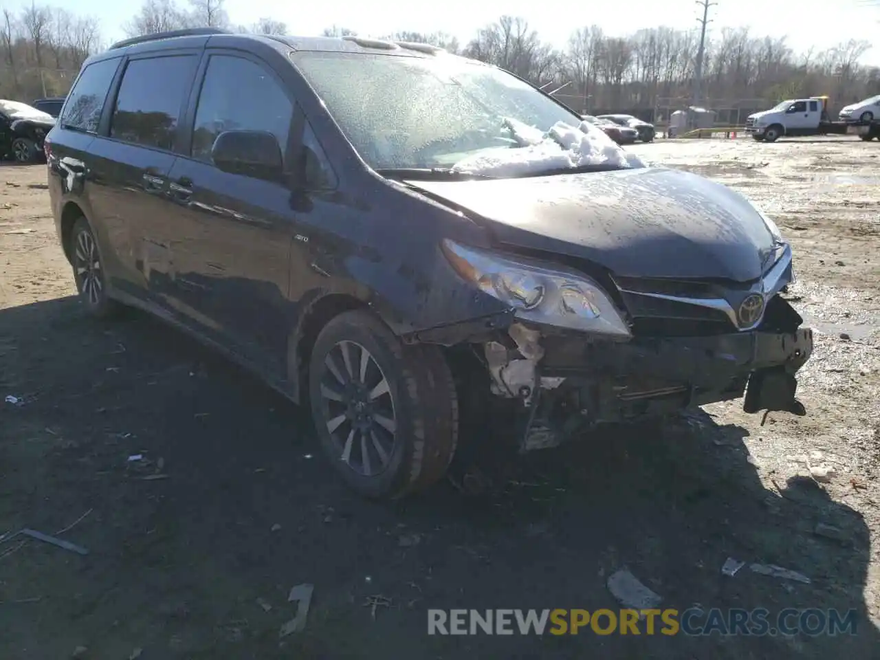 1 Photograph of a damaged car 5TDDZ3DC0KS225287 TOYOTA SIENNA 2019