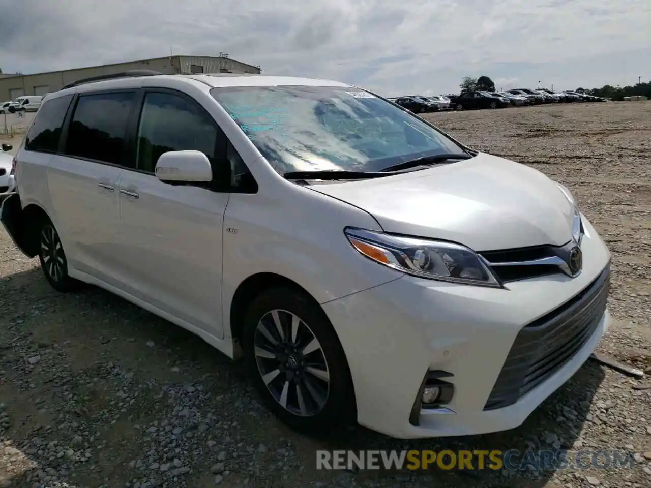 1 Photograph of a damaged car 5TDDZ3DC0KS227315 TOYOTA SIENNA 2019