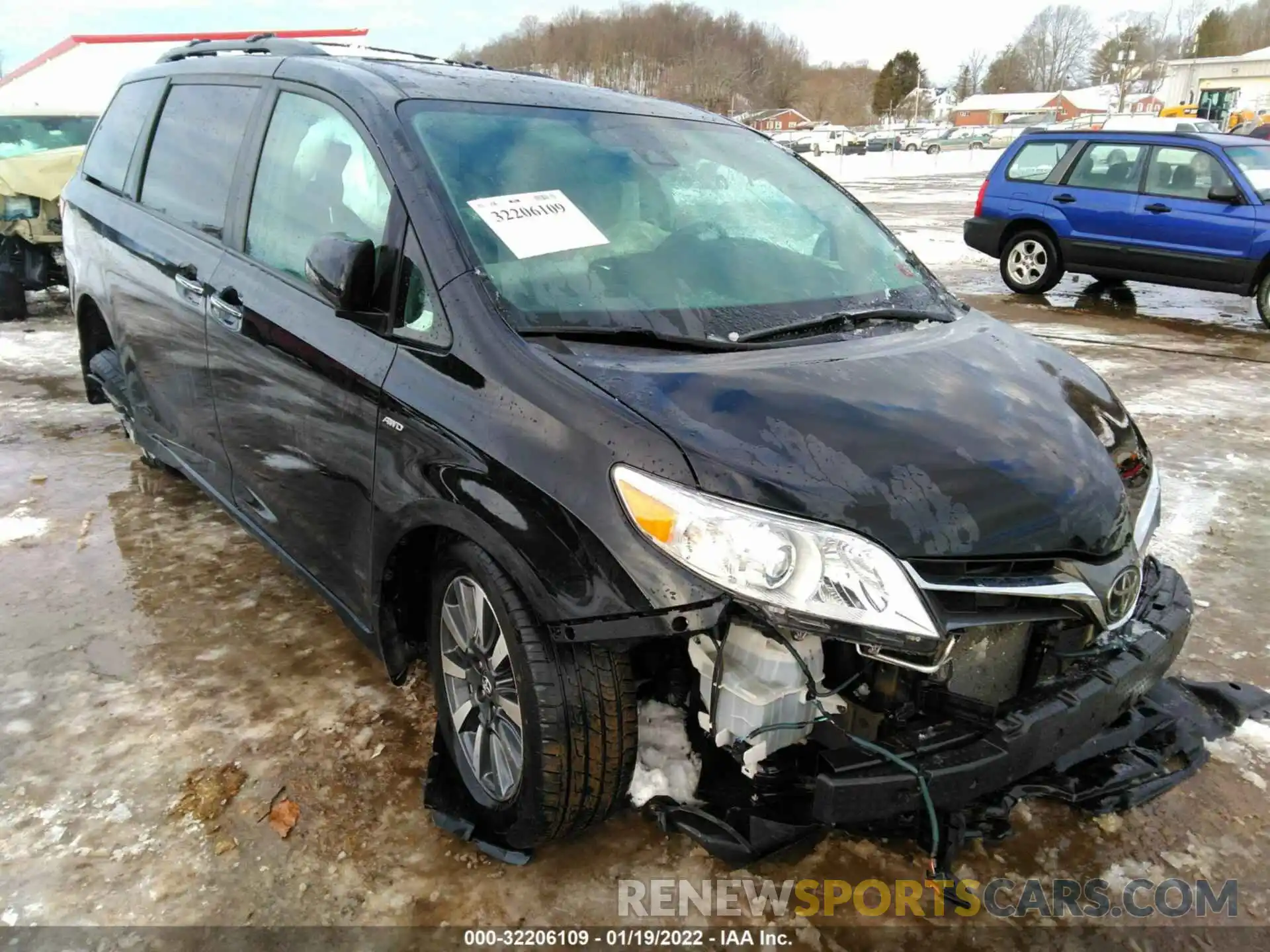 1 Photograph of a damaged car 5TDDZ3DC1KS210278 TOYOTA SIENNA 2019