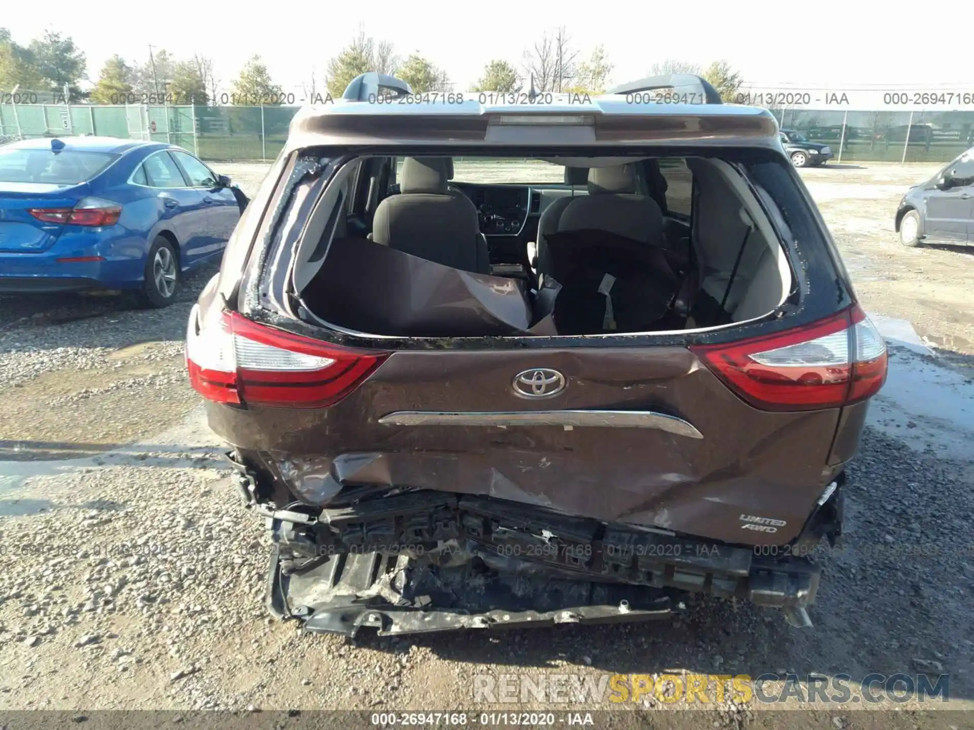 6 Photograph of a damaged car 5TDDZ3DC1KS210779 TOYOTA SIENNA 2019