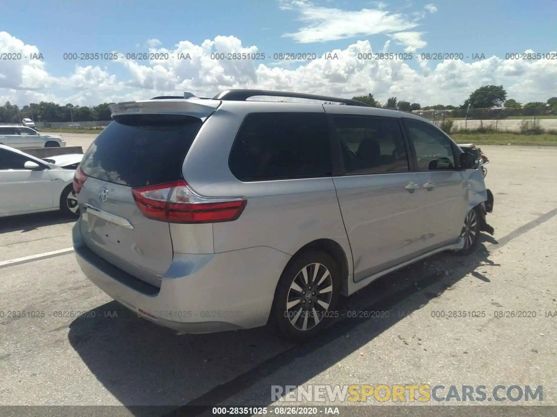 4 Фотография поврежденного автомобиля 5TDDZ3DC1KS212984 TOYOTA SIENNA 2019