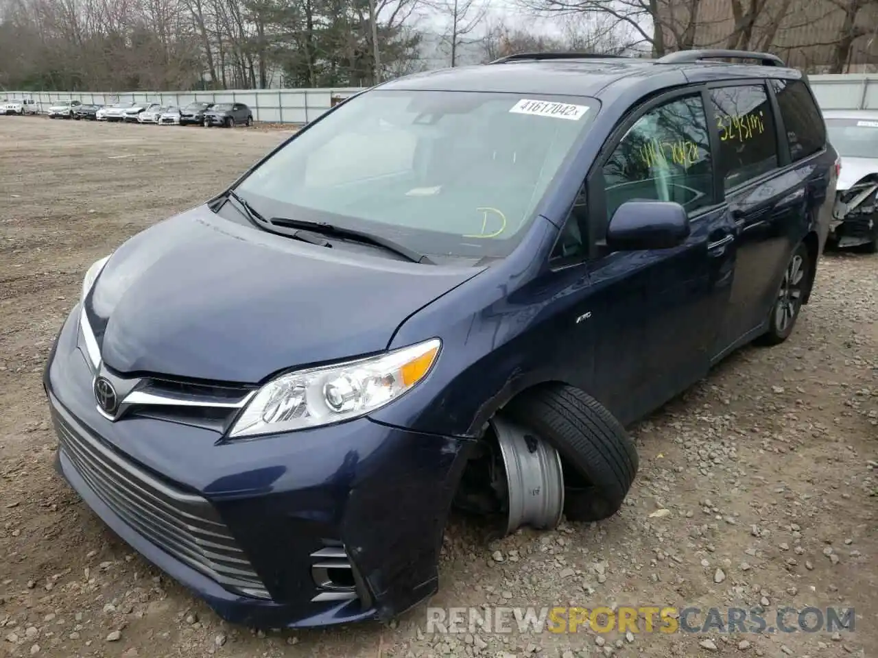 2 Фотография поврежденного автомобиля 5TDDZ3DC1KS218719 TOYOTA SIENNA 2019