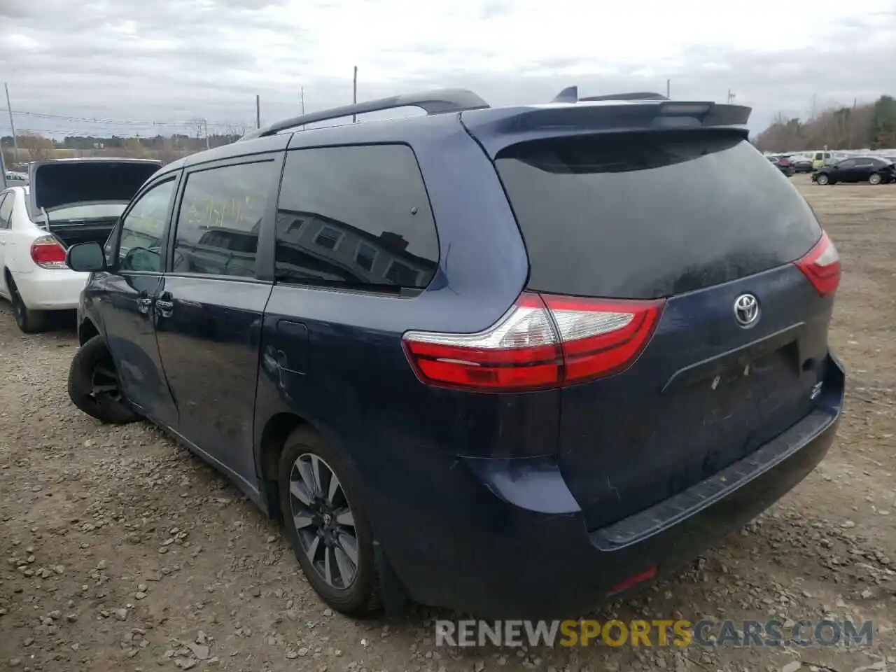 3 Фотография поврежденного автомобиля 5TDDZ3DC1KS218719 TOYOTA SIENNA 2019