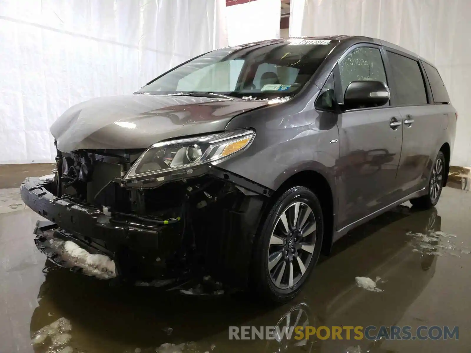 2 Photograph of a damaged car 5TDDZ3DC1KS219014 TOYOTA SIENNA 2019