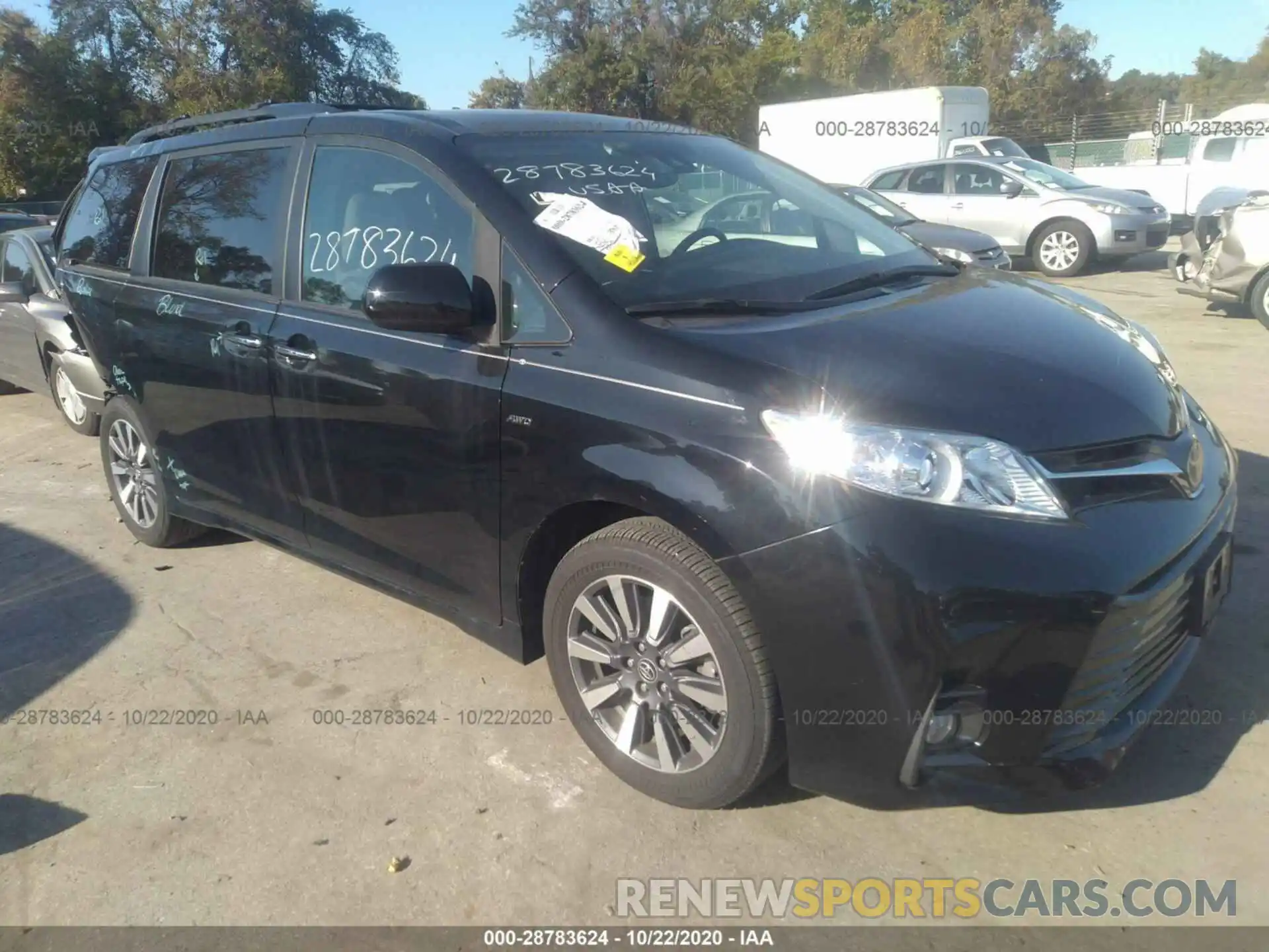 1 Photograph of a damaged car 5TDDZ3DC1KS225315 TOYOTA SIENNA 2019