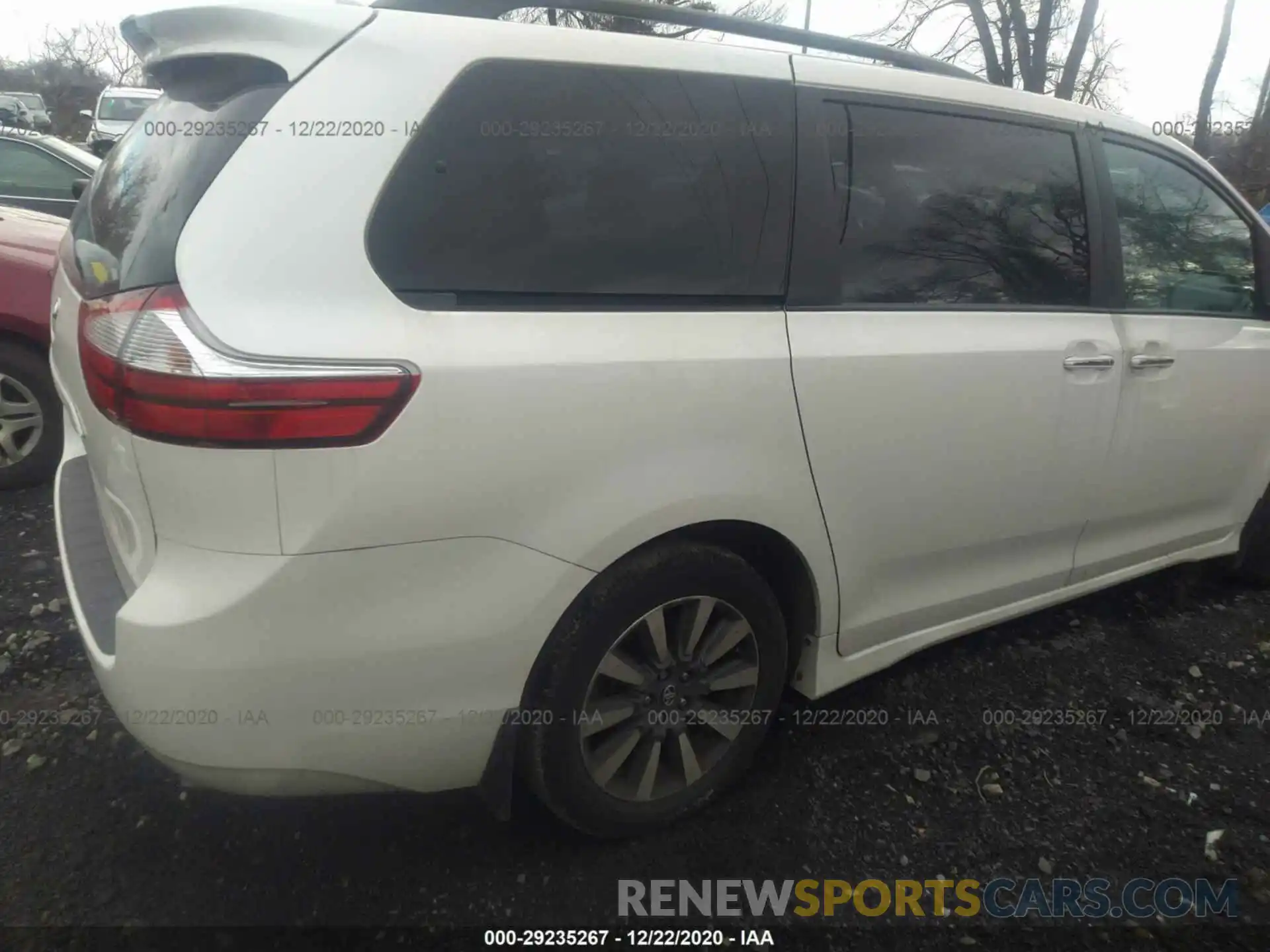 4 Фотография поврежденного автомобиля 5TDDZ3DC1KS226027 TOYOTA SIENNA 2019