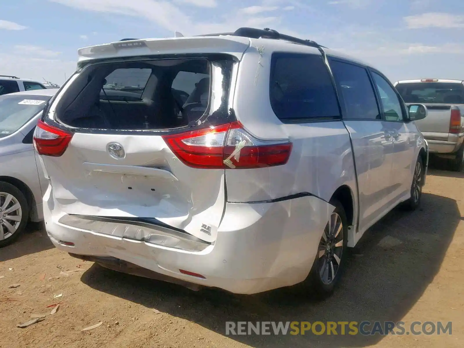 4 Фотография поврежденного автомобиля 5TDDZ3DC1KS227548 TOYOTA SIENNA 2019