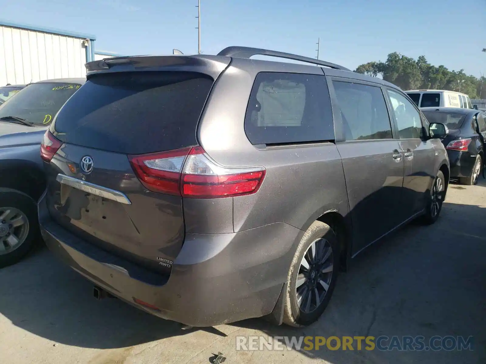 4 Фотография поврежденного автомобиля 5TDDZ3DC2KS218325 TOYOTA SIENNA 2019