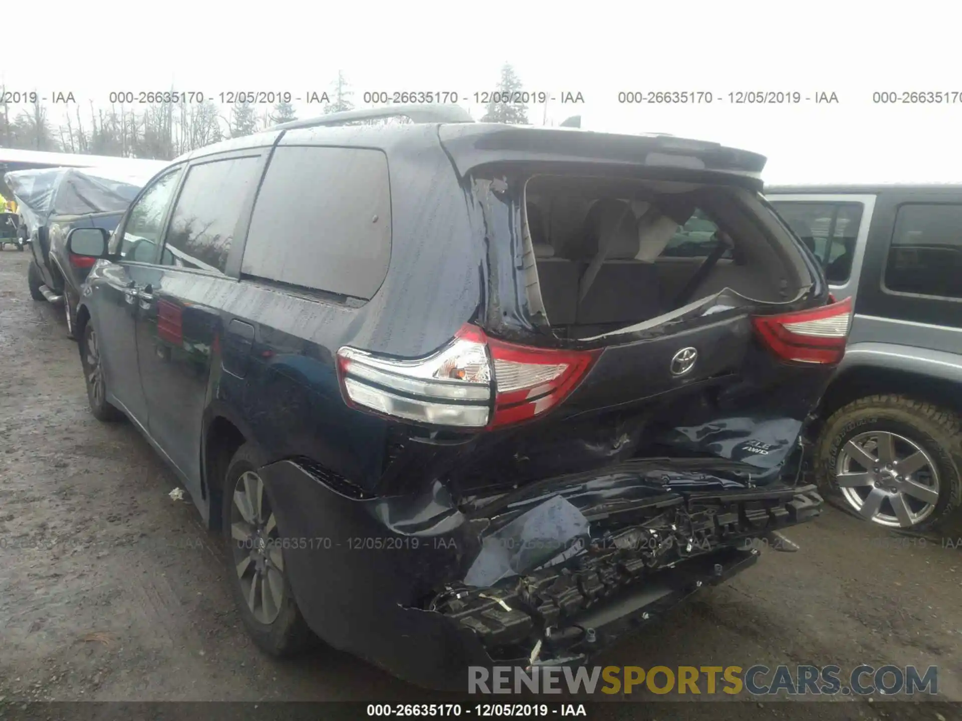 3 Фотография поврежденного автомобиля 5TDDZ3DC2KS221905 TOYOTA SIENNA 2019