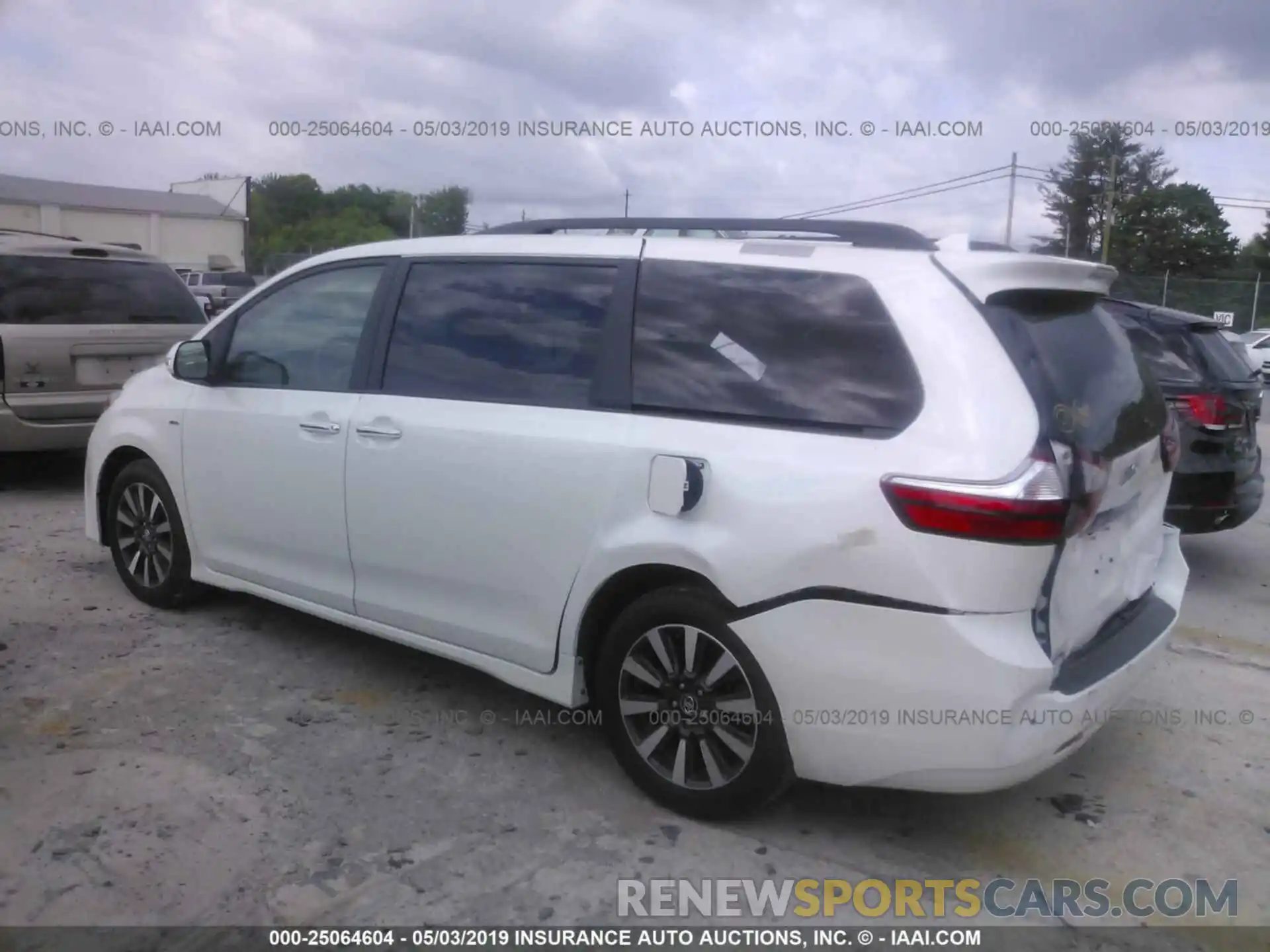 3 Фотография поврежденного автомобиля 5TDDZ3DC2KS224397 TOYOTA SIENNA 2019