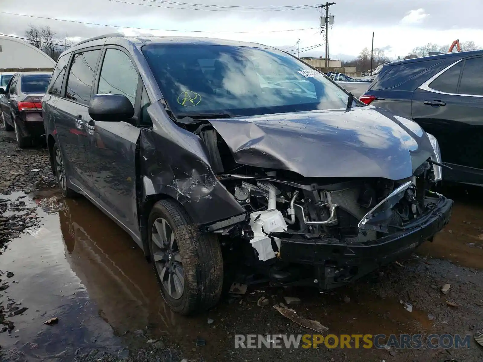 1 Photograph of a damaged car 5TDDZ3DC2KS224416 TOYOTA SIENNA 2019