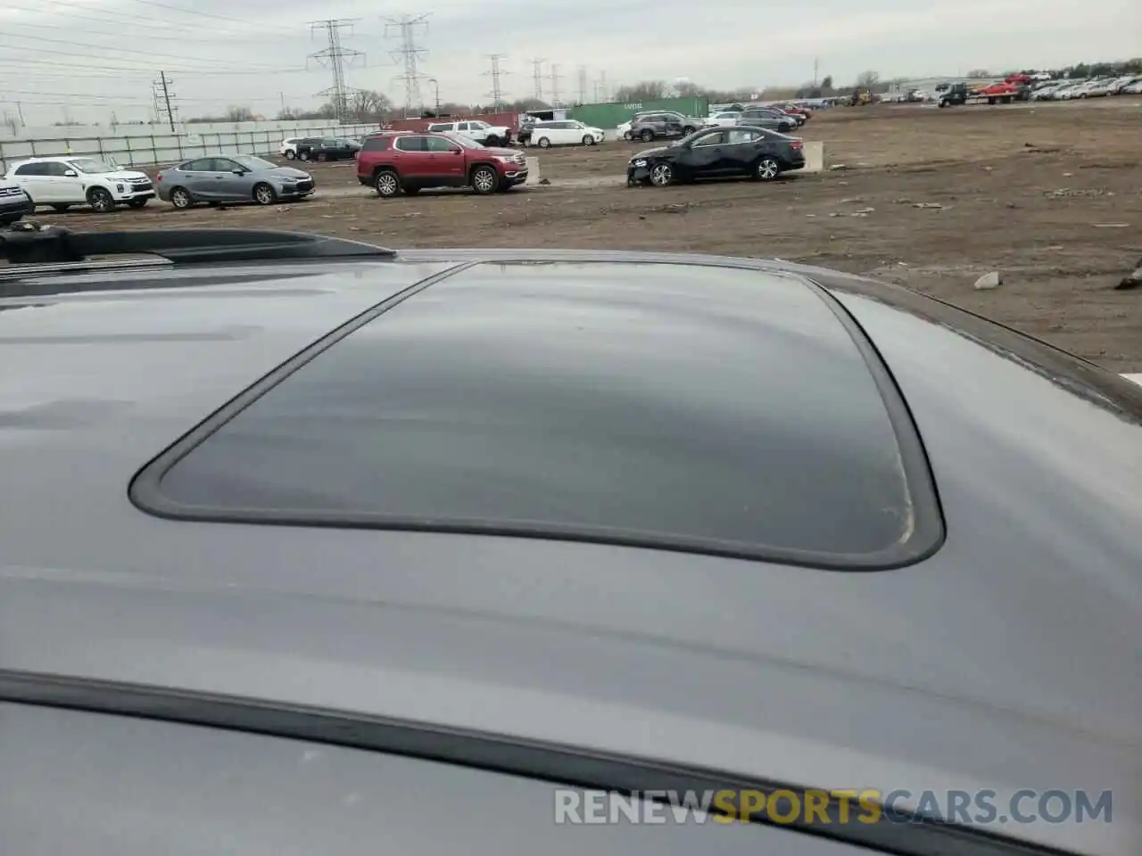 9 Photograph of a damaged car 5TDDZ3DC3KS210962 TOYOTA SIENNA 2019