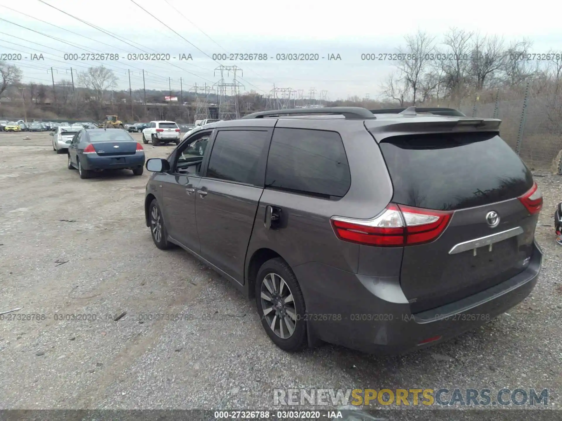 3 Фотография поврежденного автомобиля 5TDDZ3DC3KS218446 TOYOTA SIENNA 2019