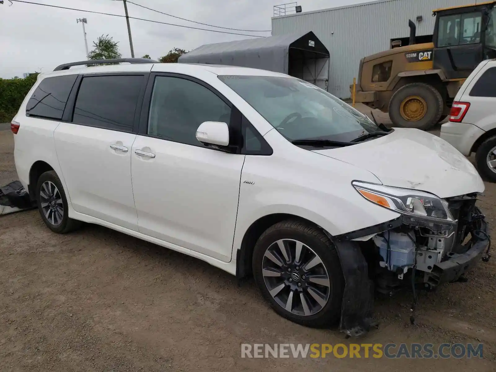 1 Photograph of a damaged car 5TDDZ3DC4KS211151 TOYOTA SIENNA 2019