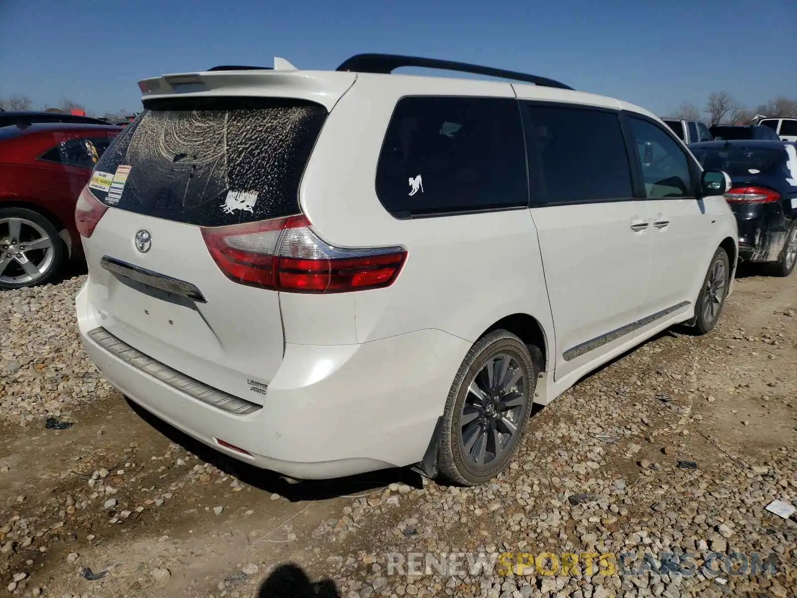 4 Фотография поврежденного автомобиля 5TDDZ3DC4KS222411 TOYOTA SIENNA 2019