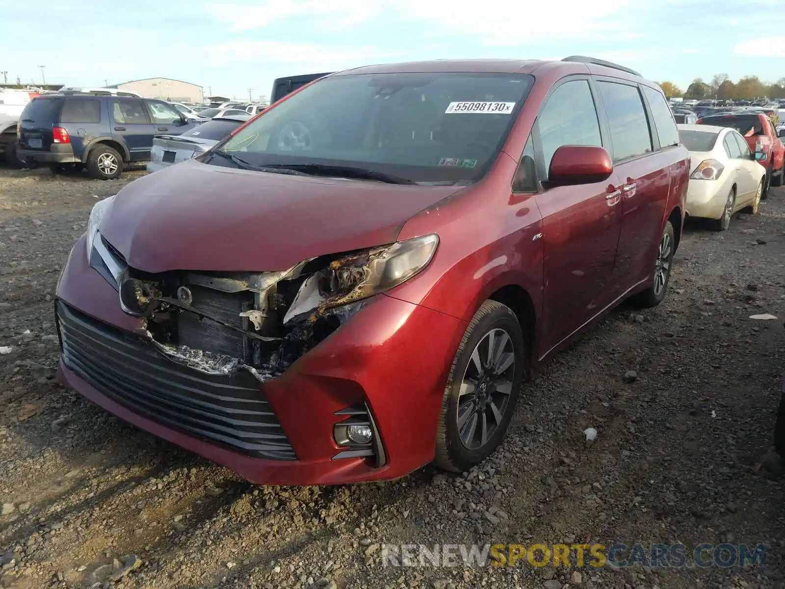 2 Photograph of a damaged car 5TDDZ3DC5KS212910 TOYOTA SIENNA 2019