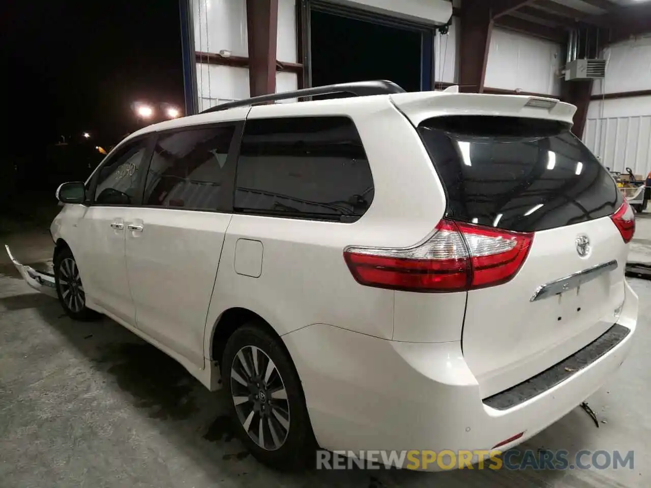 3 Фотография поврежденного автомобиля 5TDDZ3DC5KS220523 TOYOTA SIENNA 2019