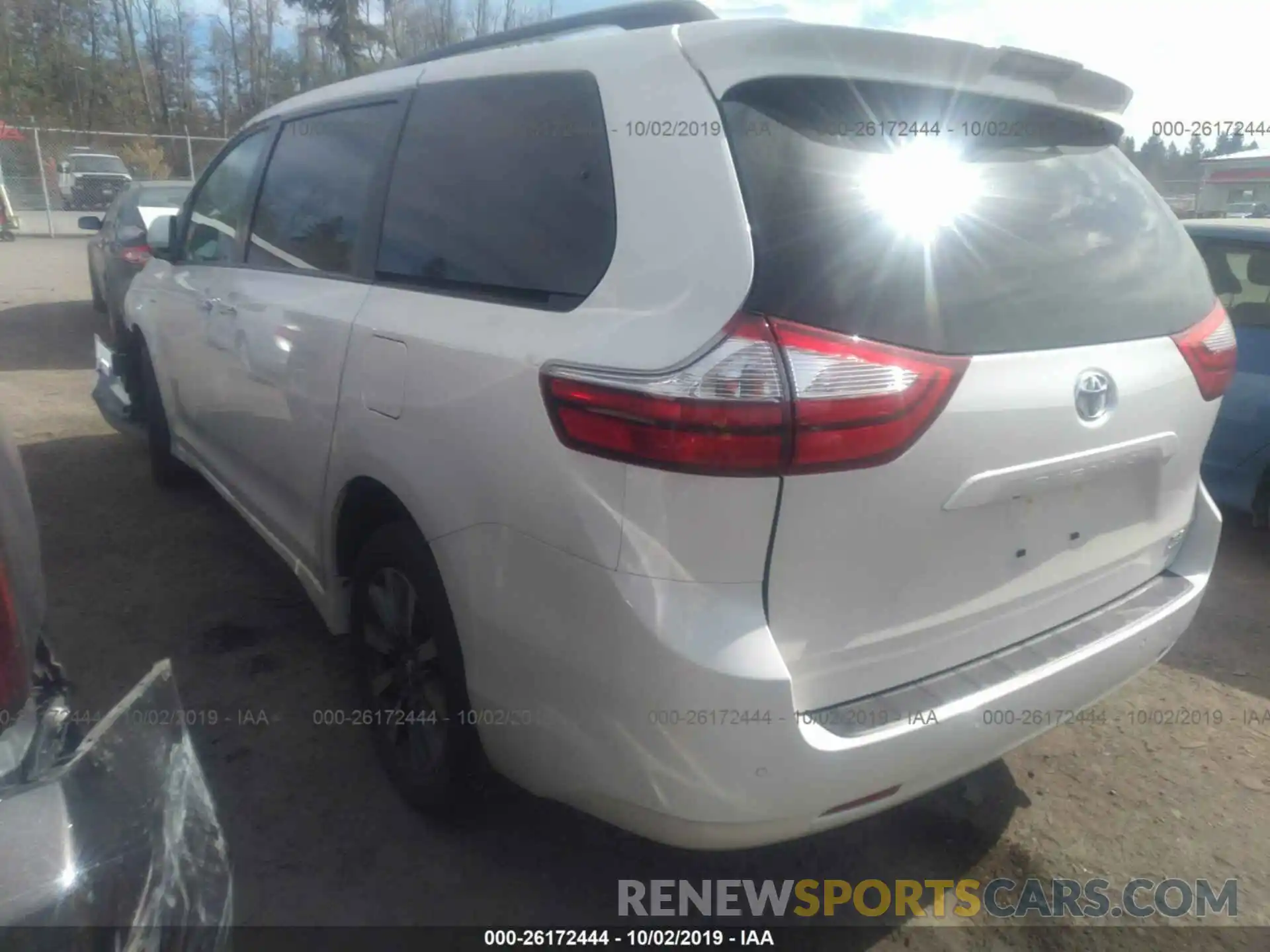 3 Фотография поврежденного автомобиля 5TDDZ3DC5KS220537 TOYOTA SIENNA 2019